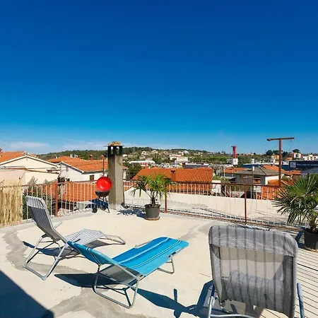 Toni Pula
