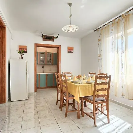 Toni Apartment *