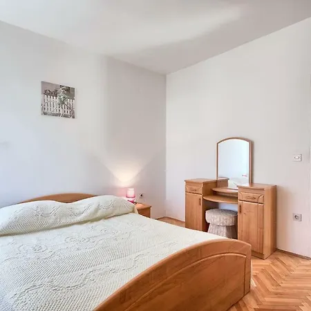 Apartment Toni
